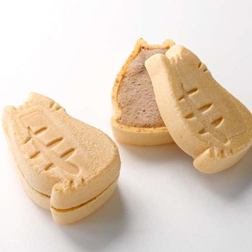 にゃんこのモナカグラッセ