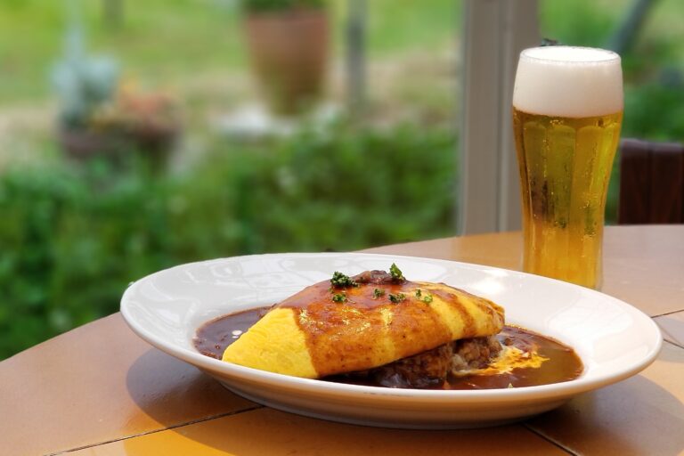 5/11まで★イタリアンカフェで期間限定のオムライスが登場！ＧＷのナイトバイキングがさらに充実しました