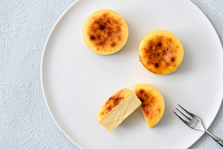 ミシュランガイド2つ星記念！レ・トネルぶどうの木のレシピから生まれた「2つ星レストランのチーズケーキ」６/２発売！