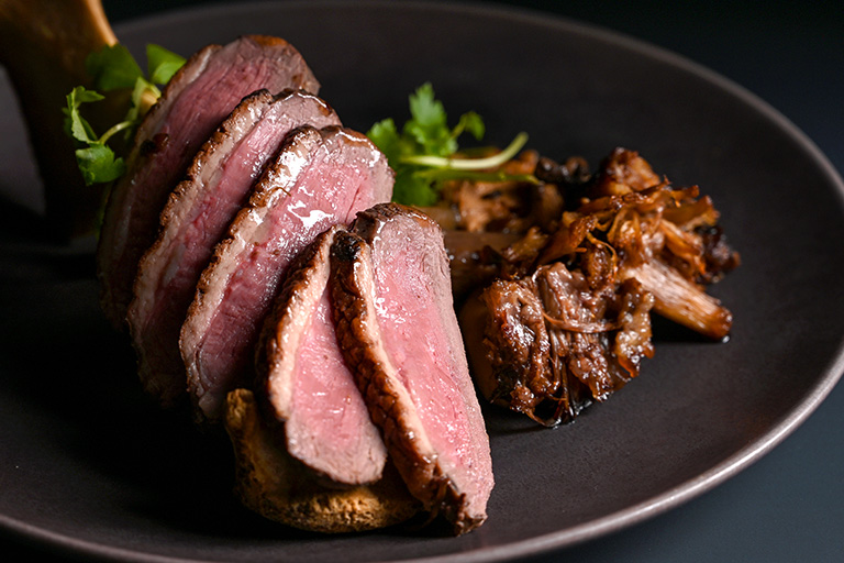 半額どころじゃない、石川県民のみなさまなら、絶対お得！この機会に、あこがれホテルステイ＋タパス エ バールで舌鼓。秋の贅沢はこれで決まり。